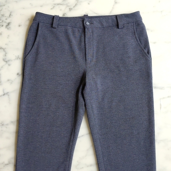 Foreign Exchange High-Waist Soft Woven Fabric Stretch Ankle Pant. - Picture 2 of 6